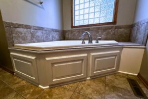 Carol W. in Clive Bathroom Refinishing After