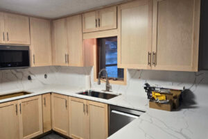 AaronHInWindsorHeightsCustomCabinetsMapleClearCoatedAfterCountertops2- Edited_resized AaronHInWindsorHeightsCustomCabinetsMapleClearCoatedAfterCountertops2- Edited_resized
